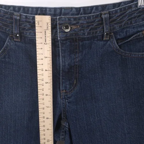 Harley Davidson Semi Flare Straight Mid Rise Jeans Size 8 Long - Picture 5 of 14